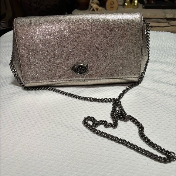 Coach Alexa Turnlock clutch - Picture 1 of 14